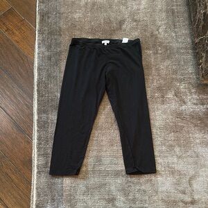 Splendid Capri Leggings Size Medium